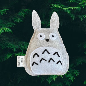 Totoro Catnip Toy, Funny Gift, Cute Studio Ghibli Cat Toy, Nerdy Anime Game Felt Cat Toy, Ready to Ship, Miyazaki Spirit Toy, Unisex Gift