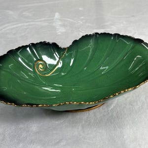 Vintage CARLTON WARE Beautiful Serving Bowl Bleu Royale Green/Gold England