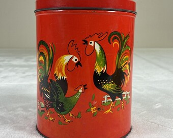 Bote de hojalata vintage con gallo y gallina rojos, 16,5 cm de alto x 12,7 cm de ancho, estilo MCM desgastado, para obras de caridad.