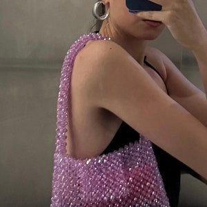 Sac perlé en cristal violet | Sac violet en perles de cristal | Sac à perles | Sac perlé | Sac en cristal | Sac | Sac perlé en cristal | Sac de perles de cristal |
