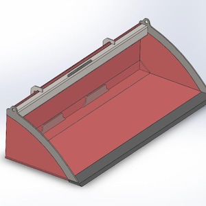 Könnte beinhalten: Ein roter Metalleimer mit schwarzem Rand und einer Metallstange über dem oberen Rand. Der Eimer ist für den Einsatz mit einem Traktor oder anderen schweren Geräten konzipiert.