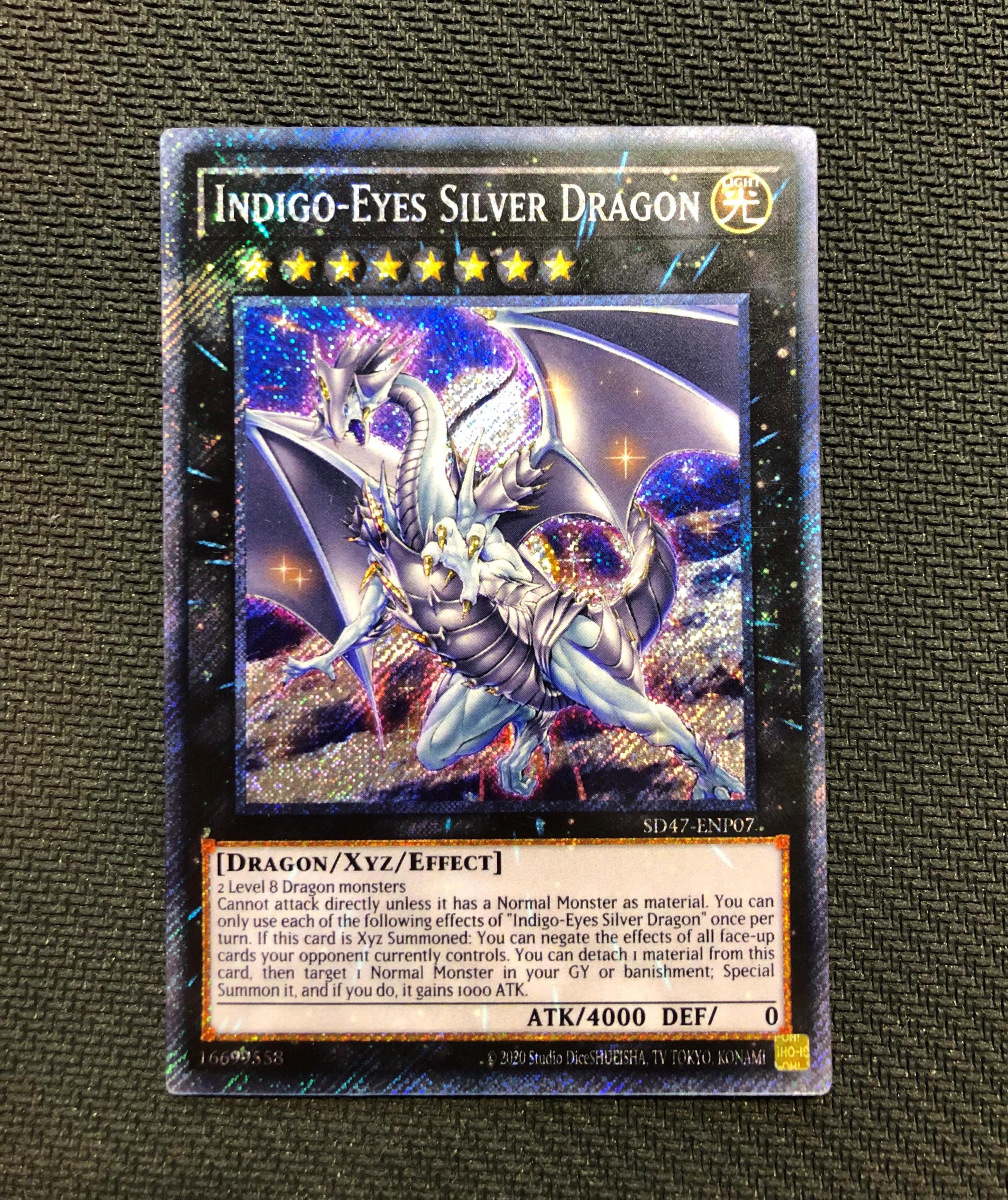 Dragón Plateado de Ojos Índigo Proxy (Raro Secreto)