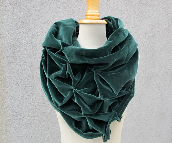 emerald green velvet shawl