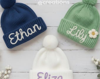 Berretto da neonato in maglia di cotone personalizzato: cappello invernale con nome ricamato su misura