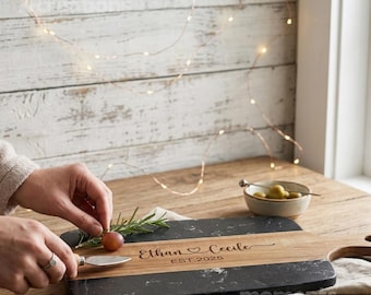 Planche à découper personnalisée en bois d'acacia et marbre gravé, planche de service à charcuterie