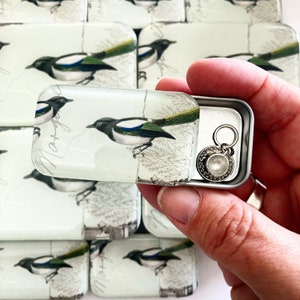 Magpie tin SMALL, Notions tin, treasure box, jewellery box (019)