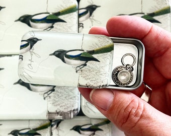 Magpie tin SMALL, Notions tin, treasure box, jewellery box (019)