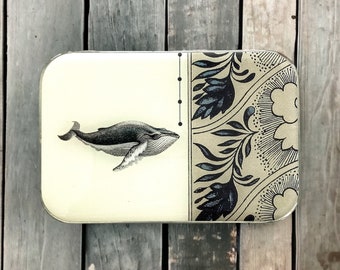 Whale notions tin SMALL (032)