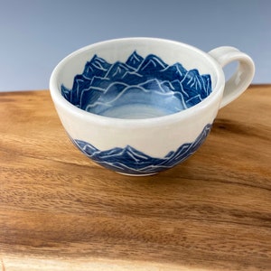 Porcelain Pottery Tea Cup with Mountains