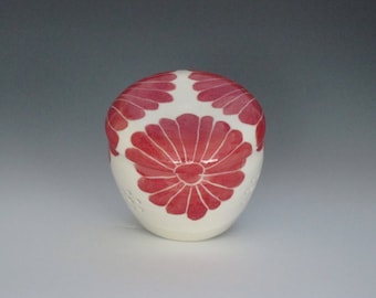 Garlic Jar / Garlic Keeper, porcelain pottery, hand thrown and handpainted in red flower design
