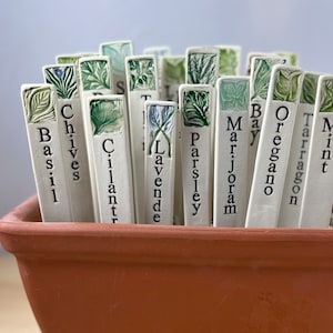 Herb Garden Markers, set of 6 / Garden Stakes, Ceramic garden markers made of porcelain