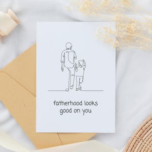 Biglietto d'auguri per la festa del papà "La paternità ti sta bene", design minimalista, download digitale, biglietto stampabile, regalo divertente per papà