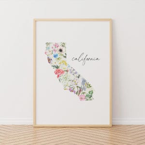 Carte florale de Californie à imprimer, Art de l'État des États-Unis, téléchargement numérique, taille personnalisée, décoration murale florale Golden State, carte des 50 États, décoration d'intérieur