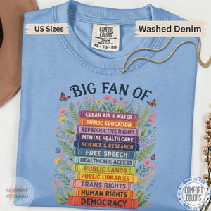 Big Fan Of Democracy Shirt, Human Rights Public Libraries Science Education Graphic Tee Gift Comfort Colors 画像 16