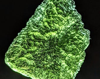 Moldavite Genuine 3 Grams Certificate of Authenticity Genuine Chlum