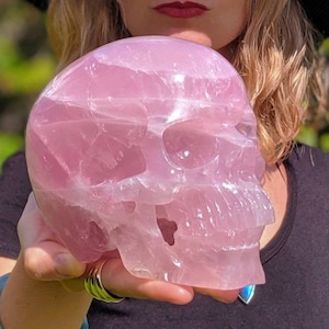 GÖTTLICHER ROSENQUARZ Kristall Skull! Weltklasse aktiviert 5 Pfund reiche und intensive Gem Pink Farben Super Realistische Star Sein Home Decor