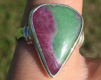 AAA Rubin Zoisit Ring Set In Sterling Silber / Anyolith Ring / Wunderschöne Natürliche Roter Rubin Und Grüner Zoisit / Edelstein Ring 925 / Teardrop.