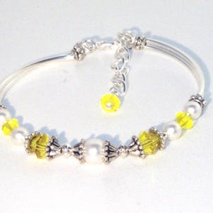 Swarovski Pearl and Crystal Jewelry - Bride or Bridesmaid Bracelet - Any Color