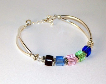 Swarovski Crystal  Mothers or Grandmothers Bracelet