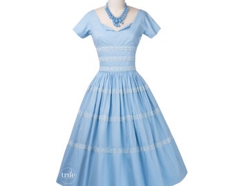 vintage 1950's dress ...pretty blue cotton Gigi Young New York full skirt dress