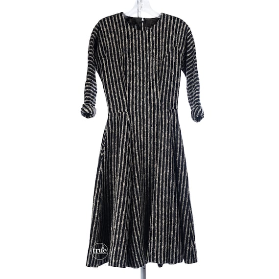 vintage 1950's dress ...striped wool sweater full… - image 5