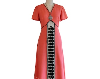 vintage 1960's dress ...Vera Maxwell Original coral dress with crewel embroidery