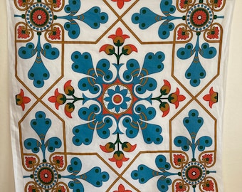 Tile Pattern Bandana