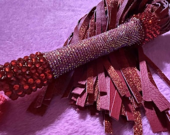 Floggers de diamantes de imitación y purpurina