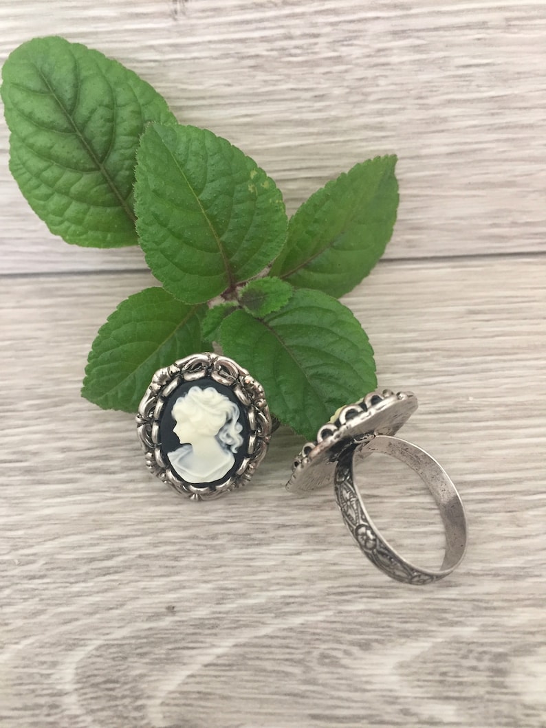 Victorian Ponytail Lady CAMEO RING Silver Adjustable