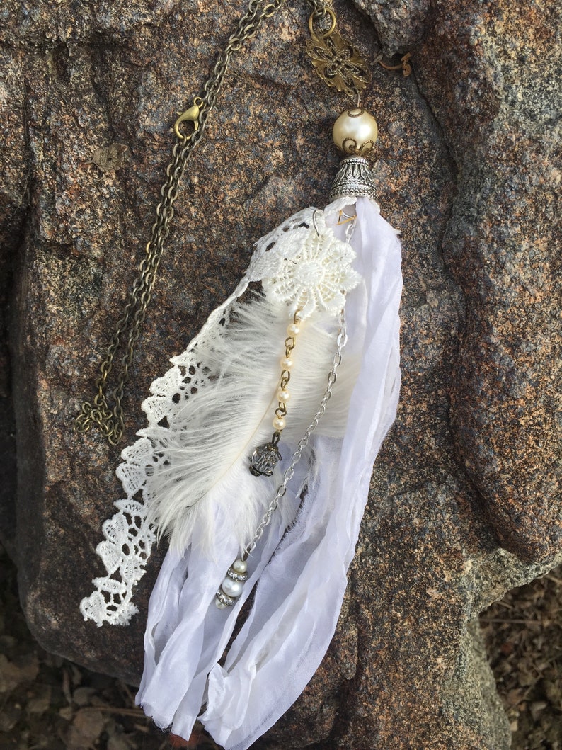 Necklace Bohemian Silk Tassel Romantic White Bridal Statement Necklace Boho shabby chic Interchangeable Tassel Sari Silk Tassel