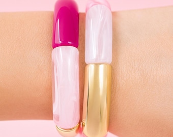 Acrylic bead bangle bracelet – Trendy, colorful handmade jewelry