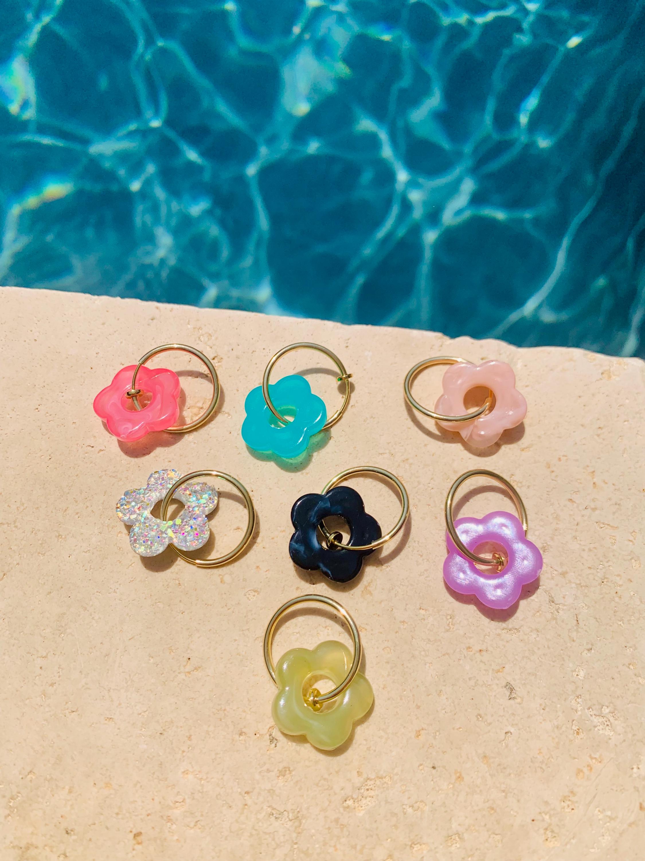 Boucles D'oreilles Clip Non Percées Avec Pendentif Eventail Vert Et CZ - Neuf Sans Emballage