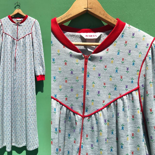 1980s Fleece Housecoat or Nightgown Gray w Tulips Red Trim Size Medium Large Vintage Step In