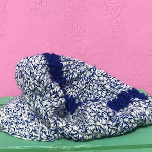 Chunky Handmade Newsboy Hat Crocheted White and Blue Brim Slouch Cap 22&quot;