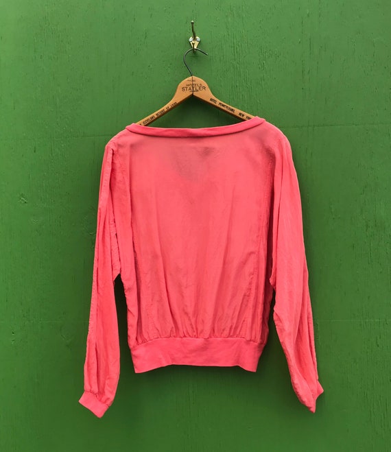 1980s Coral Pink Silk Blend Pullover Top Dolman S… - image 6