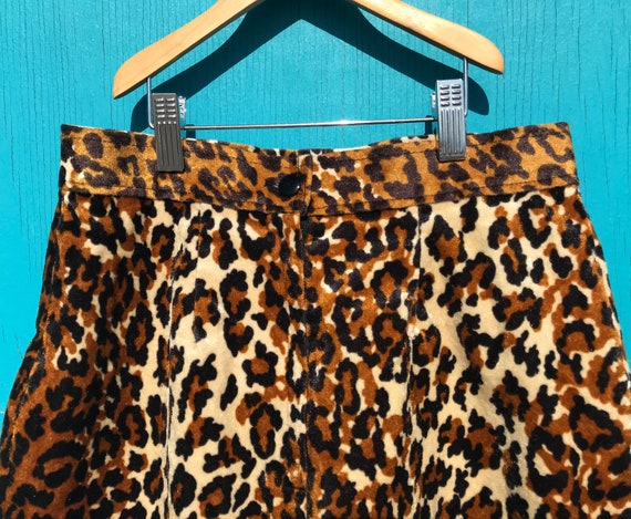 1990s Fuzzy Leopard Print Skirt Size Medium Waist… - image 4