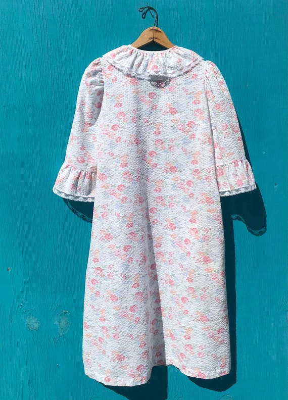 Vintage Housecoat Duster Floral Ruffles Seersucke… - image 8