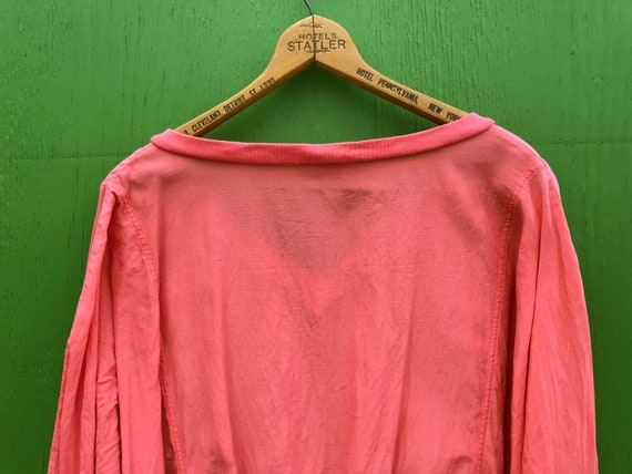 1980s Coral Pink Silk Blend Pullover Top Dolman S… - image 7