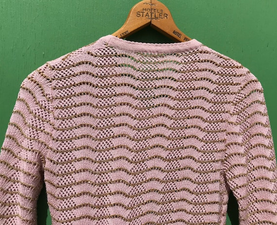 1980s Mauve Pink Crochet Sweater w Gold Threads D… - image 5