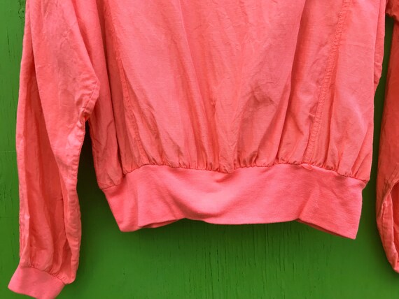 1980s Coral Pink Silk Blend Pullover Top Dolman S… - image 4