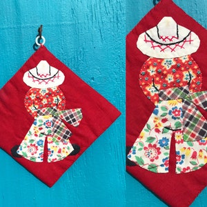 1940s Western Kitchen Pot Holder Vintage Handmade Cowboy Red White