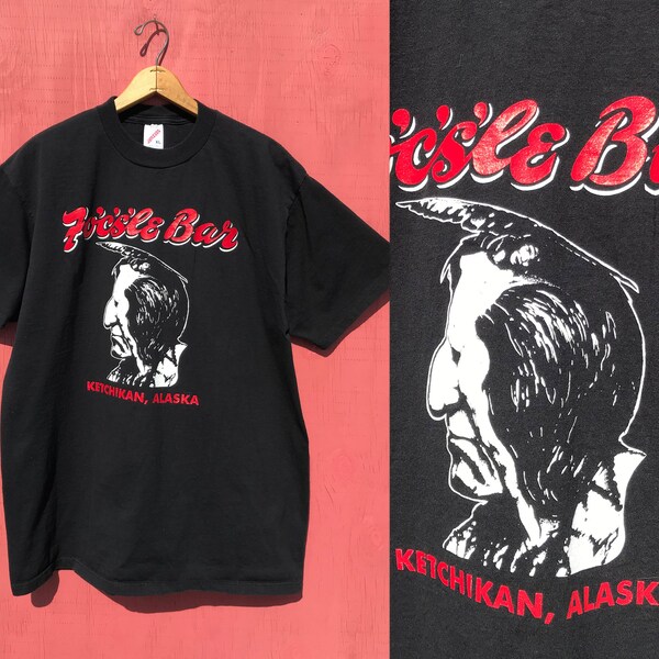 1990s Alaska Fo’c’s’le Bar Graphic Tee Shirt Black and Red Size XL Vintage Travel