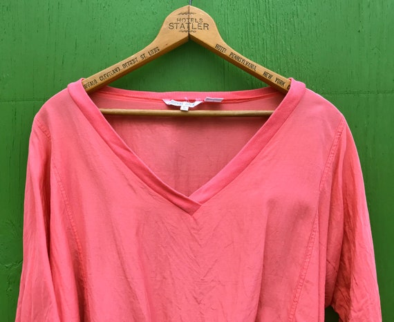 1980s Coral Pink Silk Blend Pullover Top Dolman S… - image 2