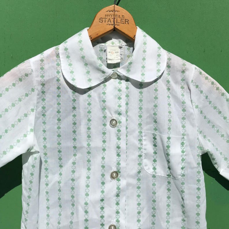 Camisa vintage de campamento para niñas, blusa de Girl Scouts de los años 70, talla 12, blanca y verde imagen 3
