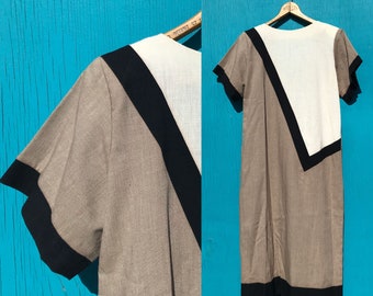 1980s Color Block Dress Short Sleeves V Back Linen Look Poly Cotton Size Medium Taupe Black White Brown