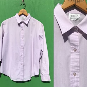 1970s Lilac Purple Button Up Shirt Long Sleeves Narrow Collar Size Medium