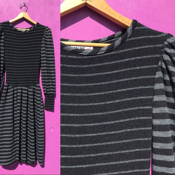 1980s Gray Striped Sweater Dress Size Medium Stretch Knit Drop Waist Puff Sleeves