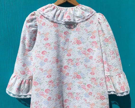 Vintage Housecoat Duster Floral Ruffles Seersucke… - image 6