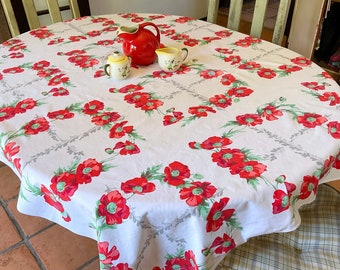 Vintage Wilendur Tablecloth Bright Red Poppy Wreaths