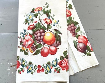Vintage Tea Towel or Runner Fruit & Floral Peaches Roses Petunias Retro Kitchen